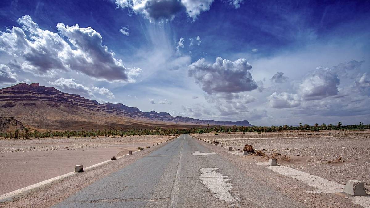 4-Day Erg Chigaga Desert Tour