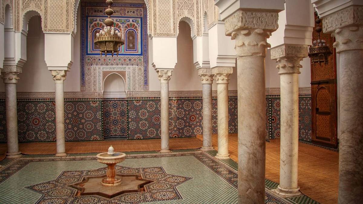 7-Day Imperial Cities and Northern Morocco Tour from Fes